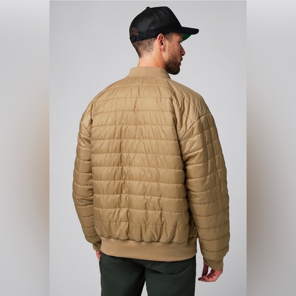 Fabletics NWT The Essential Reversible Fabletics Bomber Jacket Tan/White Medium - Picture 7 of 16